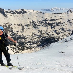 V Pyrenejích se u kalhot Picture Visk PT osvědčilo odvětrávání