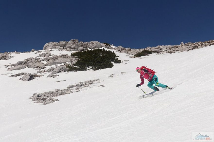 Sjezd z vrcholu Nad Šitom glava, Julské Alpy