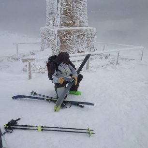 Příprava na sjezd v drsnějších podmínkách Krkonoš - DECATHLON WEDZE