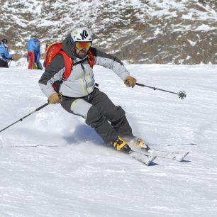 Testování skialpového kompletu na sjezdovce - DECATHLON WEDZE