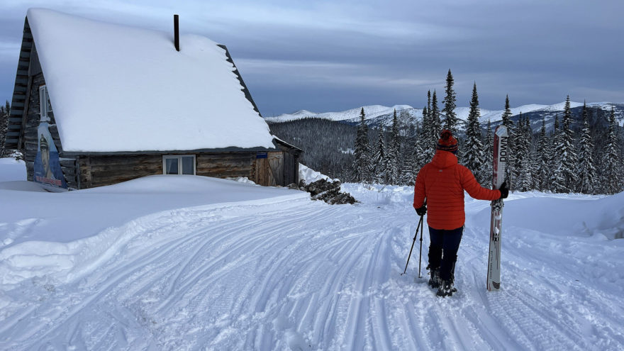 Péřovka MOUNTAIN EQUIPMENT BALTORO JACKET je na Sibiři nejlepší kámoš