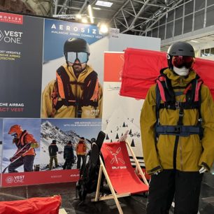 Nafouknutý Aerosize Vest One s použitím klasického skialpinistického batohu
