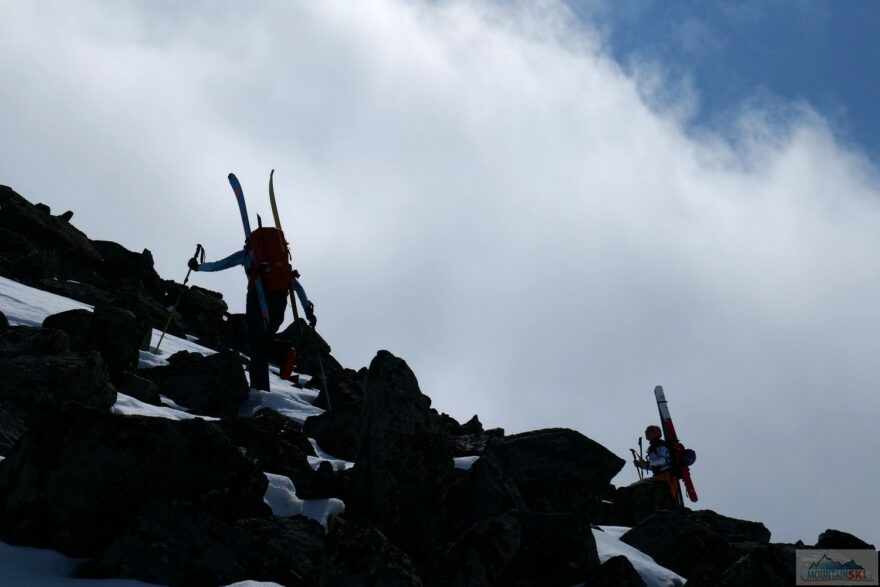 Výstup na Bukkehoe (2314 m) byl místy i zábavnější pěšky