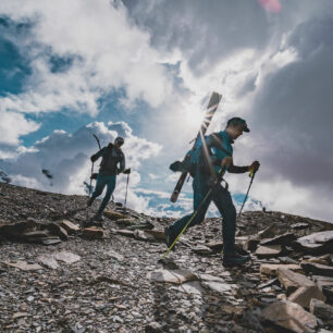 Snímek Speedup: Himalájský příběh propojuje krásu velehor se snahou upozornit na dopady lidské činnosti a změny klimatu na přírodu nejvyšších hor světa. I tento film uvidíte na Snow Film Festu