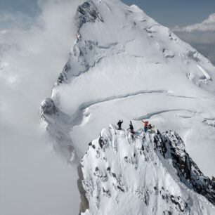 Vrchol Lenzspitze, za námi Dom