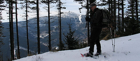 Beskydský Travný (1203 m) na sněžnicích