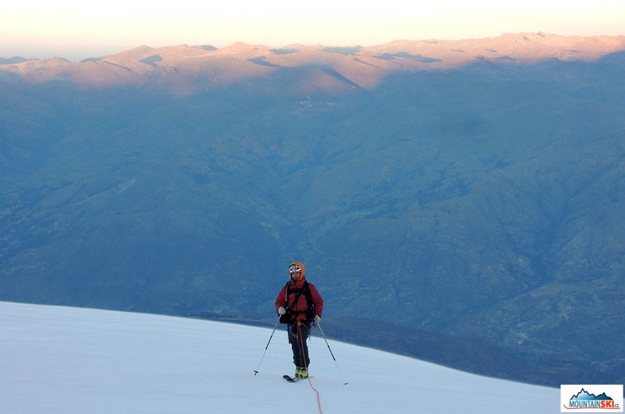 Svítání nad Cordillerou Negra