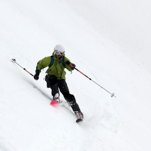 Aljona ve sjezdu z vrcholu Palec (1225 m) 