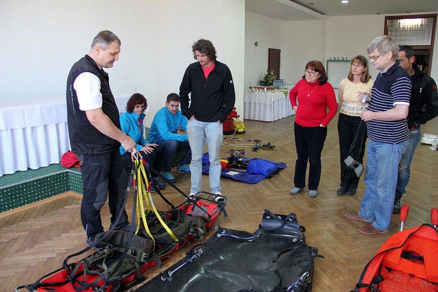 Praktické ukázky transportního materiálu HZS