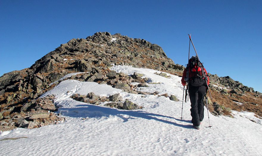 Místo skialpu spíše pěší turistika