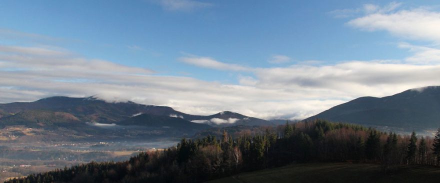 Lysá hora a část masívu Smrku