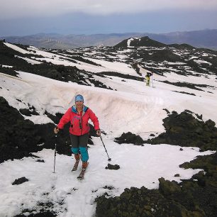 Občas však treba prekonať miesta s minimom snehu