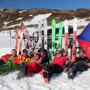 Norsko 2016 - relax po sjezdu z vrcholu Storebjørn