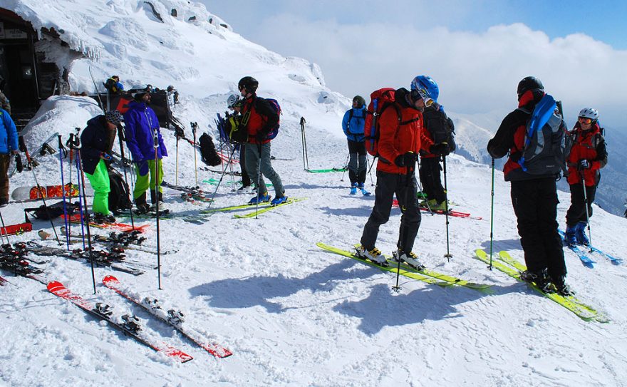 Skialpinistické depo u Kamenné chaty pod Chopkom