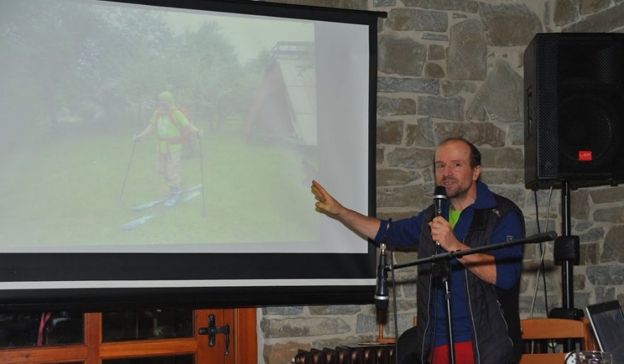 Rosťa Tomanec před zimní sezónou trénuje na trávě, foto: Jiří Kočara