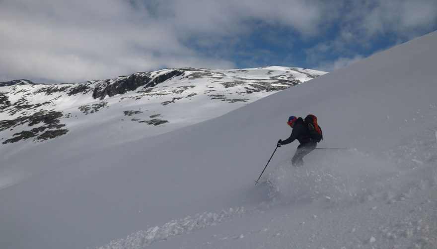 Skialpování v Norsku na konci května 2019